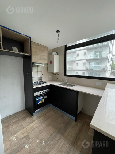 Departamento De 2 Ambientes En Venta A Estrenar, Zona Guemes. Posesion Inmediata
