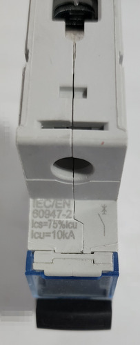 Interruptor Automatico 1p 32a Curva D 10ka Rf 407974 Legrand