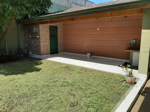 Imagen 17 de 20 de Ph - 4 Ambientes En Planta Baja En Zona Residencial De Devoto C/patio, Jardin, Quincho Y Parrilla