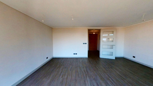 Se Arrienda Penthouse Duplex 4d + Jacuzzi. Gc Incluidos