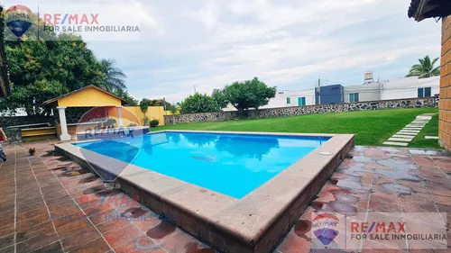 Renta De Casa En Burgos, Temixco, Morelosclave 4766