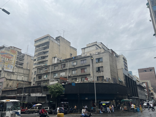 Venta/ Local Comercial / Avenida Urdaneta / Centro De Caracas