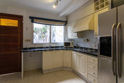 Imagen 10 de 18 de Casa Única En Pocitos Con 3 Dormitorios, Gran Garage Y Hermosa Piscina