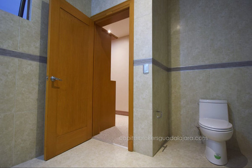 Casa De Lujo En Venta En Puerta De Hierro