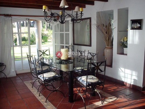 Casa En Zona De La Barra, Montoya- Ref: 4658