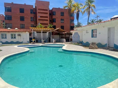 Hotel y resort en venta