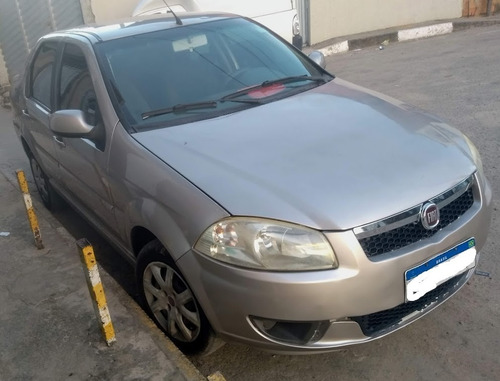 Imagem 1 de 15 de Fiat Siena