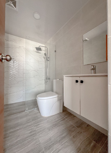 Bella Vista, Apartamento C/l Blanca En Alquiler