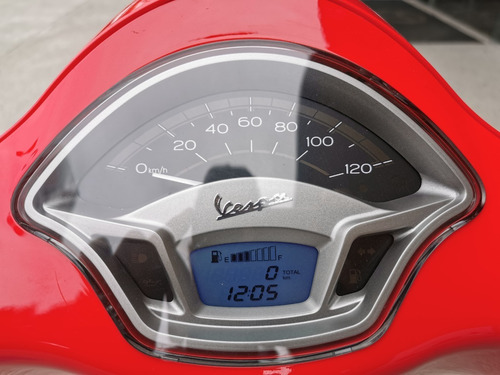 Imagen 3 de 7 de Piaggio Vespa 1321