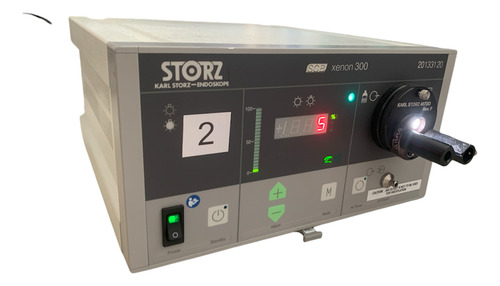 Fuente De Luz Para Endoscopía Karl Storz Xenon 300 A509 (Usado)