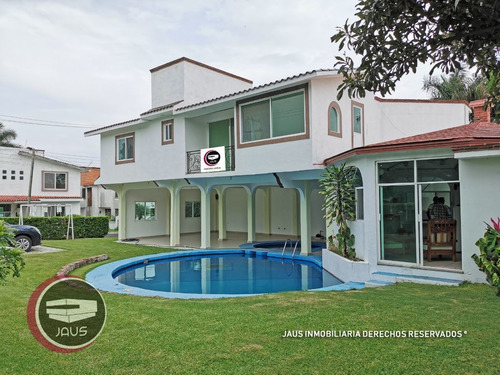 Imagen 1 de 14 de Venta De Casa En Lomas De Cocoyoc