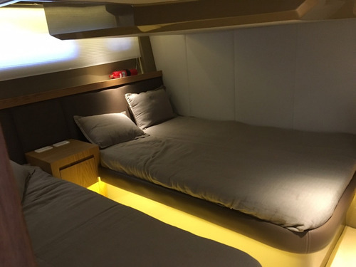 Imagen 7 de 9 de Crucero Klase A 42 Open Como Nuevo 2013 Marina Uno-