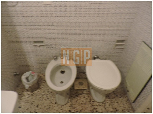 Apartamento En Peninsula, 1 Dormitorios Y Medio-ref:17666