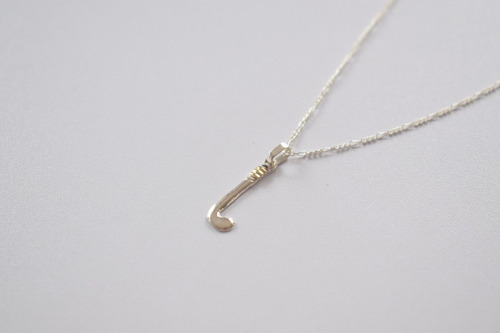 Cadenita Con Dije Palo Hockey - Plata Italiana 925 Y Oro