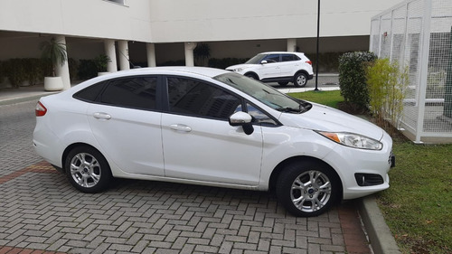 Ford New Fiesta Sedan Power Shift 1,6 16v