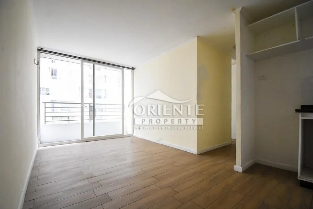 Imagen 1 de 18 de Amplio Departamento A Pasos Del Metro Las Rejas Excelente
