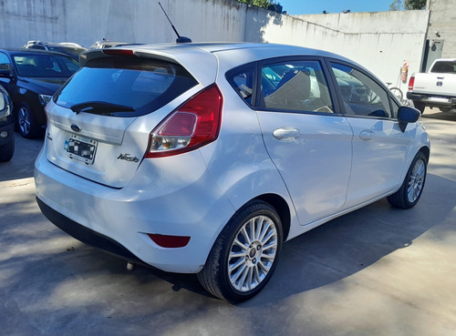 Ford Fiesta Kinetic 1.6 Se Plus Powershift 120cv
