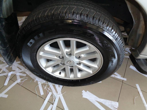 Imagem 5 de 15 de Toyota Hilux Sw4 2.7 Sr 4x2 Aut.