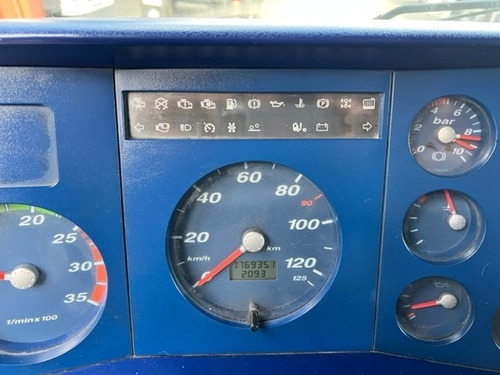 Imagem 12 de 13 de Vw 15180 15 180 Worker Caminhao Toco Bau 9,00m = 1319 1519