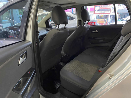 Imagen 11 de 14 de Volkswagen Fox 2012 1.6 Highline Imotion. Segunda Mano