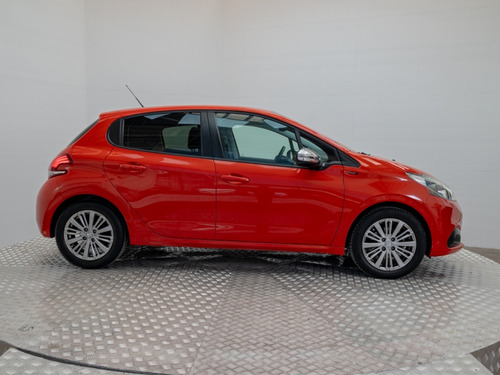 Peugeot 1.2 Signature 1.2 Puretech 82 Mt 208