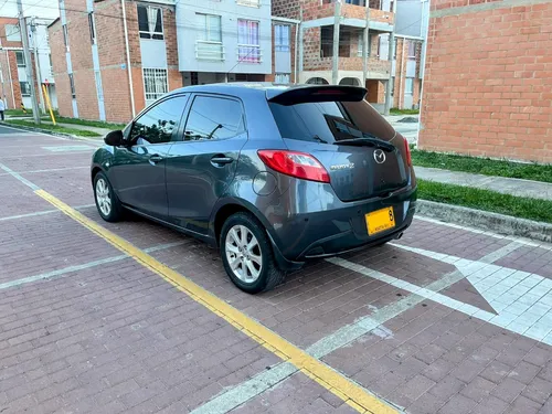 Mazda 2 1.5 Hatchback Negociable!