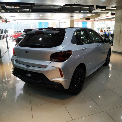Imagen 5 de 20 de Chevrolet Onix Turbo 2023 0km Desde