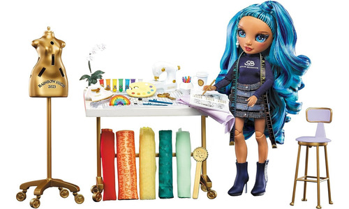 Kit De Diseñadora De Moda Rainbow High Con Muñeca