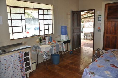 Disponível Para Venda Em Ótimo Ponto Comercial - Av. Independência - Cananéia/sp - Ca00015 - 33331516