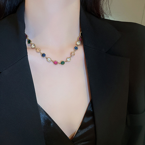 Collar Con Círculo De Diamantes De Imitación
