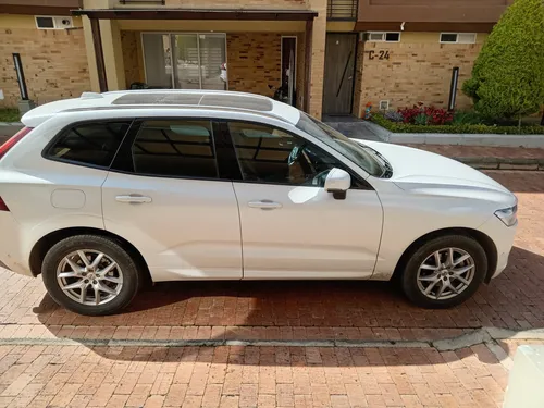 Volvo XC60 2.0 D4 Awd Momentum
