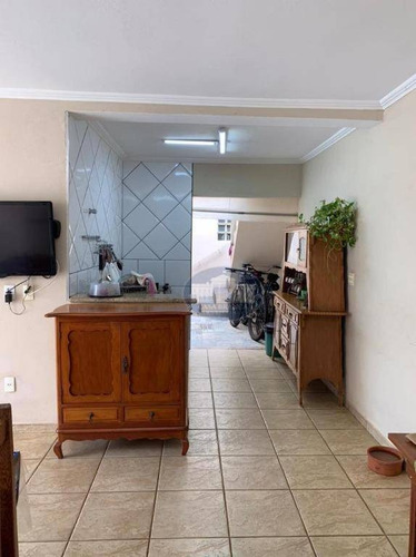 Imagem 11 de 23 de Casa Com 4 Dormitórios, Sendo 3 Deles Com Closet Completo Em Armários! - Ca1752