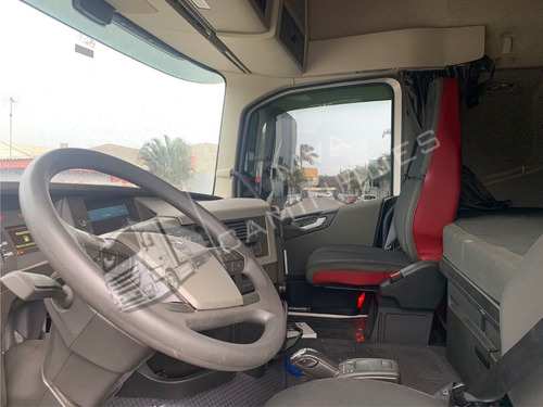 Imagem 5 de 15 de Caminhão Volvo Fh 540 6x4 T
