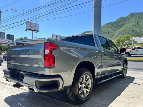 Chevrolet Cheyenne 6.2 V8 Doble Cabina High Country 4x4 At