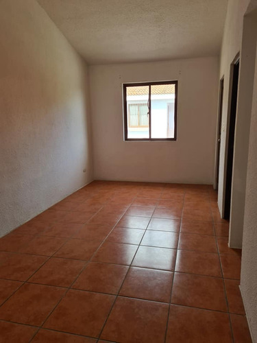 Imagen 2 de 8 de Vendo Casa En Condominio Los Faroles