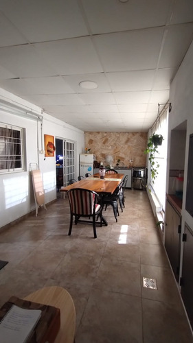 Casa 3 Dorm. En Venta!! Con Quincho Y Piscina!