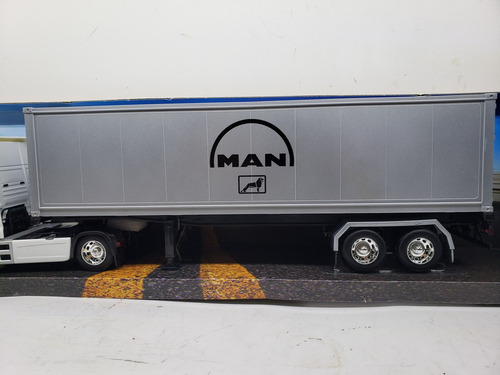 Welly 1:32 Trailer Chato Man Gtx Blanco Remolque Contenedor