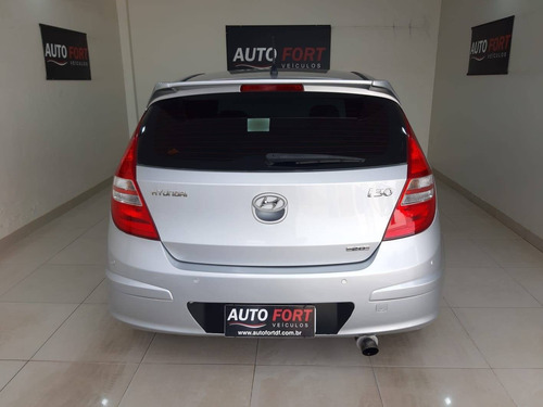 Imagem 5 de 11 de Hyundai I30 2.0 Mpfi Gls 16v Gasolina 4p Automático