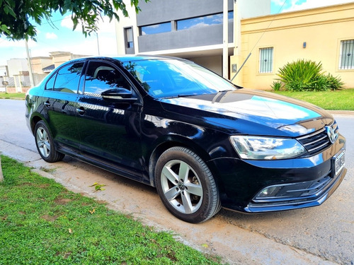 Volkswagen Vento 2.5 Advance Plus 170cv 2015