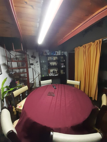 Ph 2 Ambientes Primer Piso Con Entrepiso Sobre Av Vieytes Barracas Venta