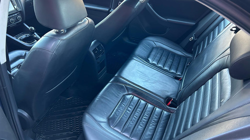 Volkswagen Vento 2.0 Sportline Tsi 200cv