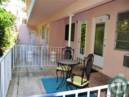 Imagem 6 de 6 de Apartamento - Ap00323 - 67665333