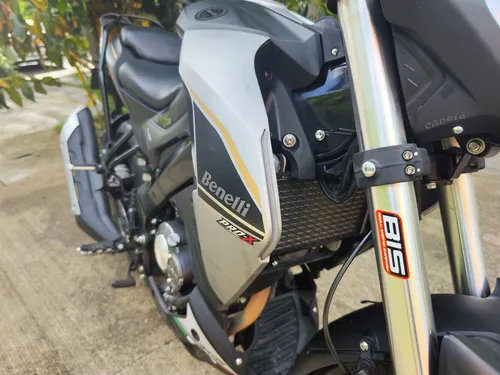 Benelli 180s Prox Modelo 2023 Excelente Estado