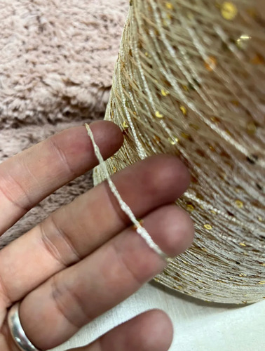 Hilo Con Lentejuelas Sherazade Cono Por 1kg Gold Lentejuela Dorada