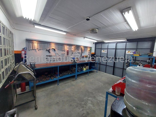 Galpón En Alquiler, Av. Principal De Montecristo. Mls 25-5581
