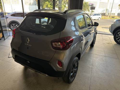 Renault Kwid 1.0 Sce 66Cv Iconic Outsider
