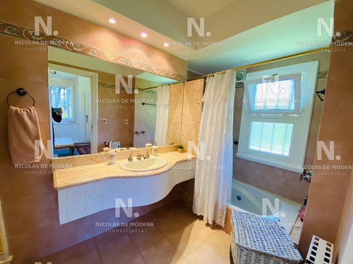 Muy Linda Casa Toda Reciclada - Ref: 3174
