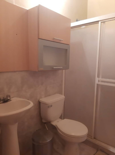 Imagen 7 de 12 de Casa En Alquiler Amoblada Valle De Oro Penélope Yañez