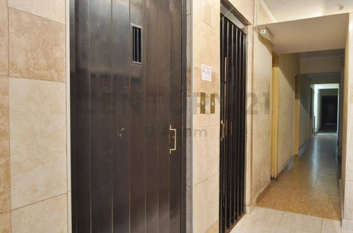 Imagen 3 de 16 de Departamento 3 Ambientes En Venta En Once Impecable Piso Alto, Vista Abierta, Apto Profesional !!!!