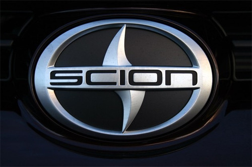 Emblema Para Volante Scion 6.1 Cm X 4.2 Cm Para Pegar